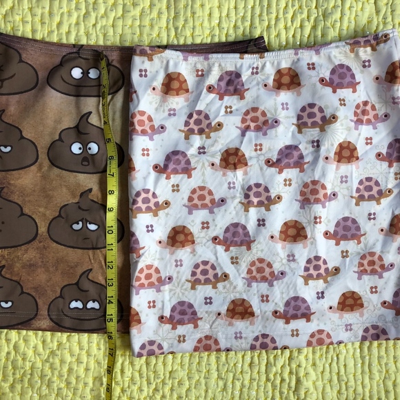 Set of two fun printed bodycon scuba skirts - Picture 8 of 8